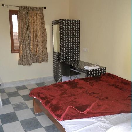 Hotel Vaibhav Raxaul Екстер'єр фото
